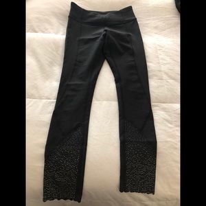 Lululemon black leggings